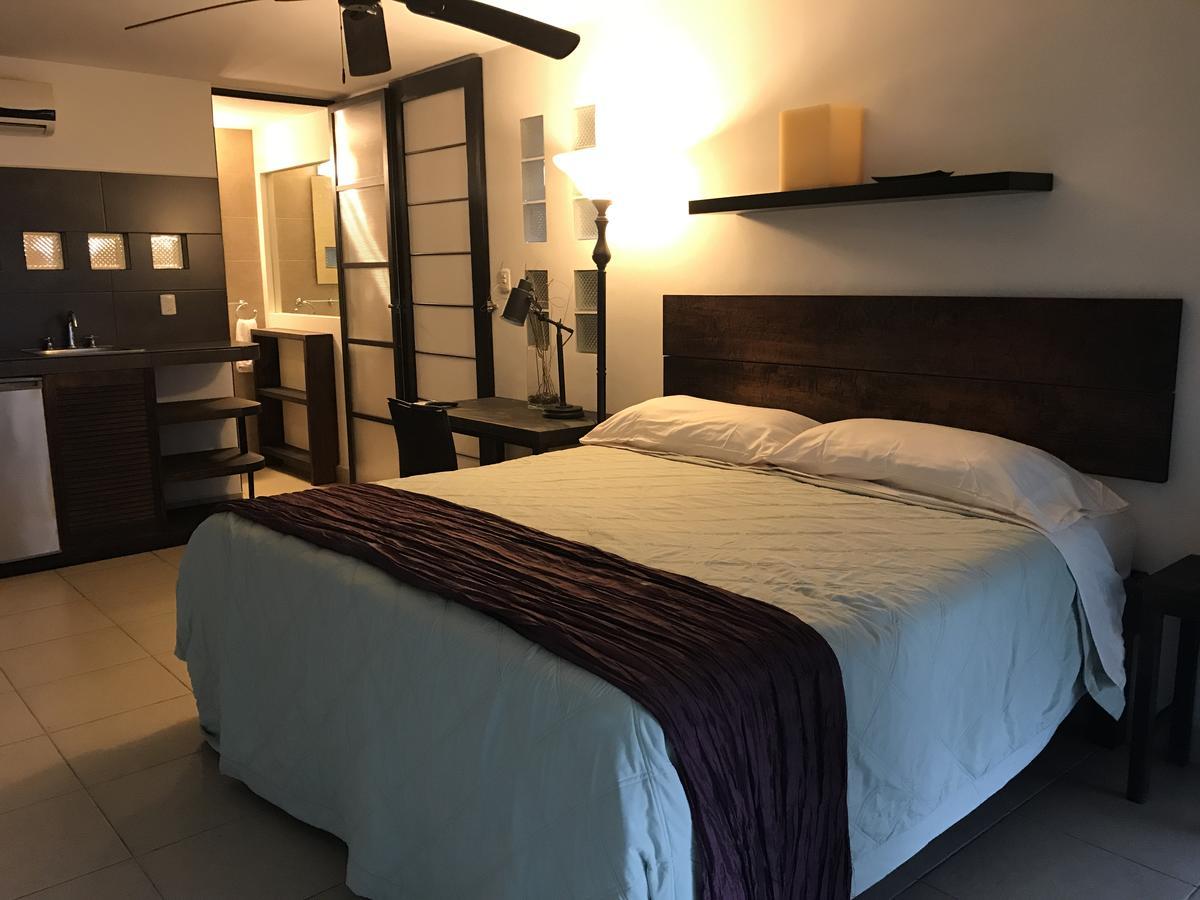 Art Deco Suites Cancún Extérieur photo