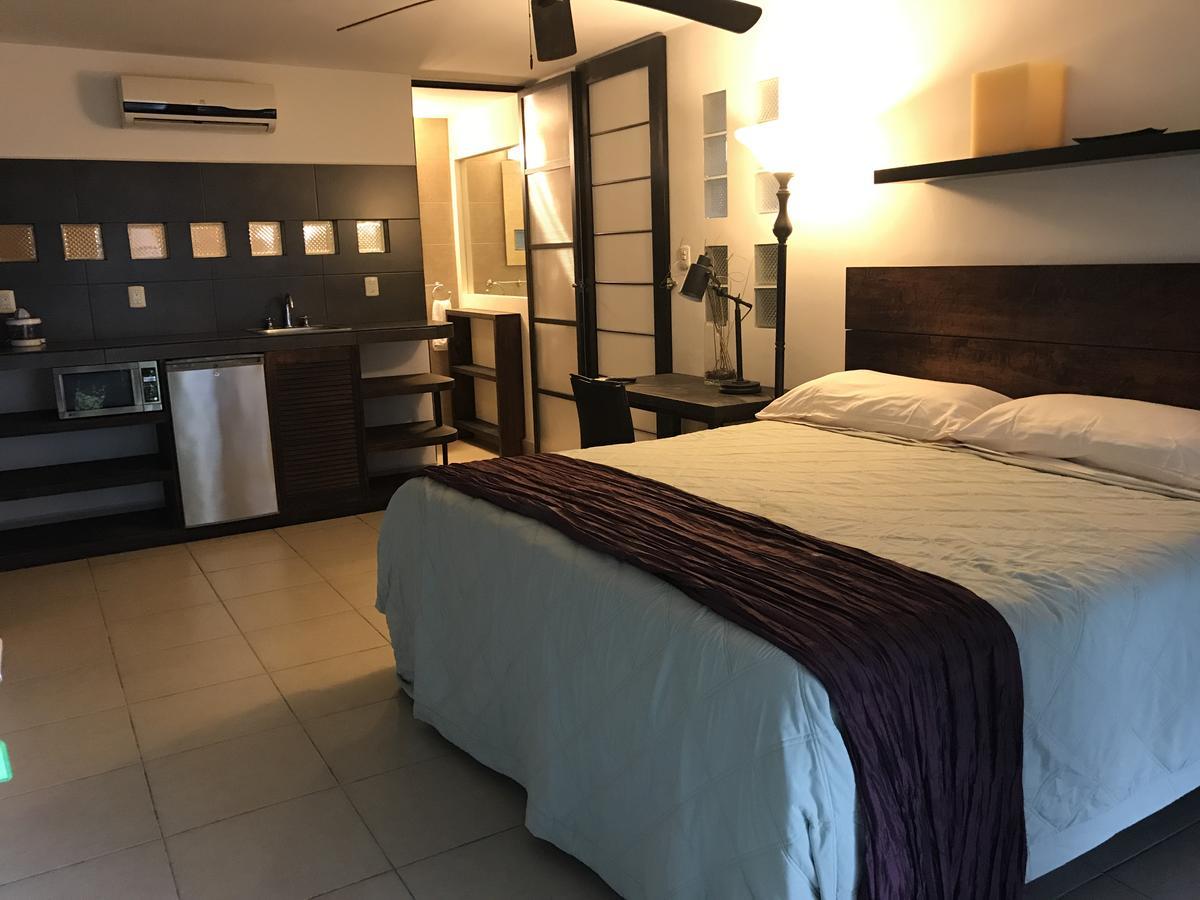 Art Deco Suites Cancún Extérieur photo