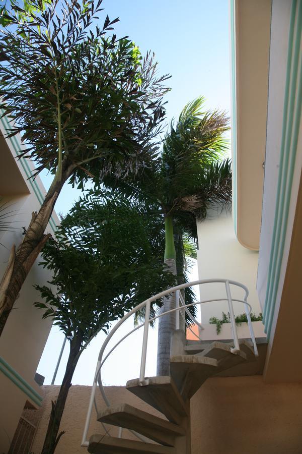 Art Deco Suites Cancún Extérieur photo