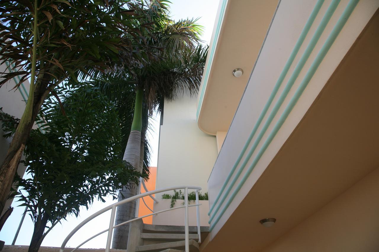 Art Deco Suites Cancún Extérieur photo