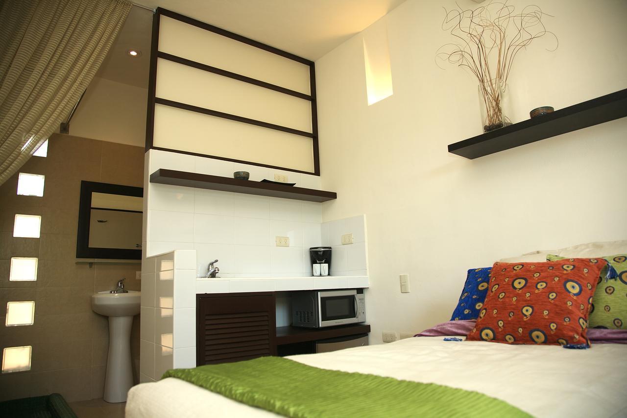 Art Deco Suites Cancún Extérieur photo