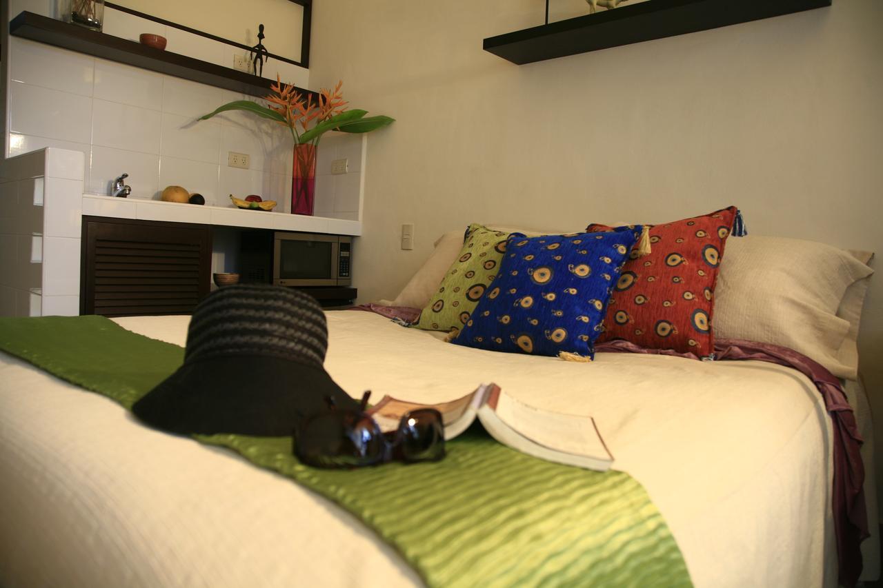 Art Deco Suites Cancún Extérieur photo